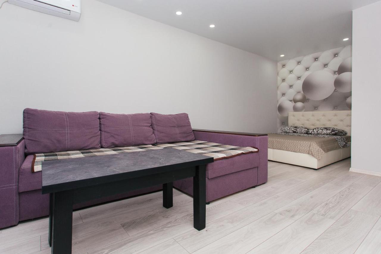 Vip Apartments Faraon Centr Sumy Exterior photo
